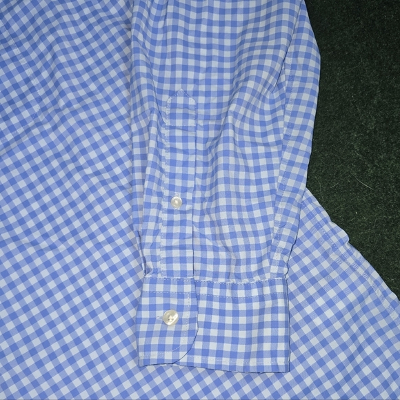 Vineyard Vines | Skysail Gingham On-The-Go Performance Button Down Boating Shirt - Picture 13 of 16